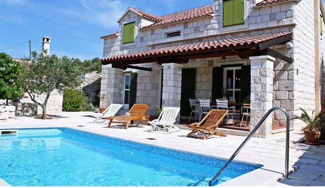 Luxury Trogir Villa | 3 Bedrooms | Villa Kate | Private Pool | Perfect for Families