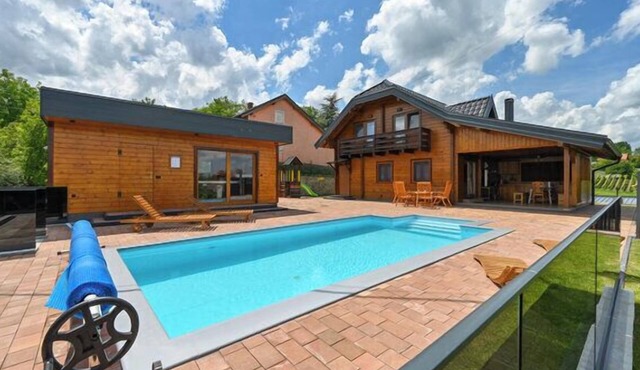 Luxury Villa in Vinogradi Ludbreski
