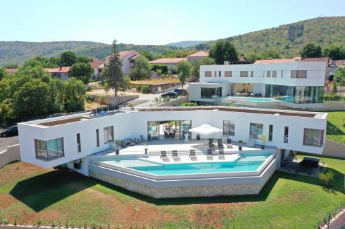 Luxury villa Azure in Imotski, wellness oasis in Zmijavci
