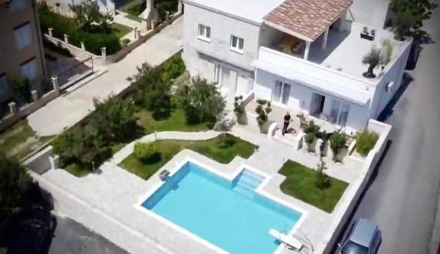 Luxury Villa Maci 200m From the Sea with Outdoor Swimming Pool, Charming Terrace