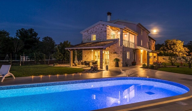 Luxury villa Lemaliante with pool, sauna and whirlpool
