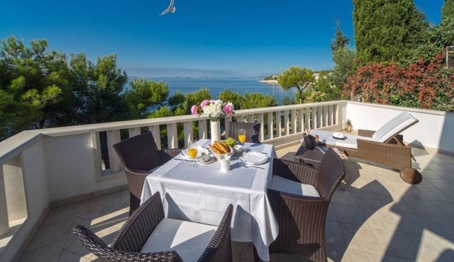 Luxury Villa Magic Moment with Swimming Pool