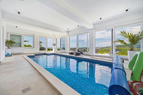 Luxury Villa with Indoor Pool and Sauna in Zagreb