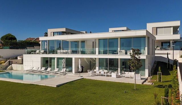 Luxury villa with pool at seaside resort