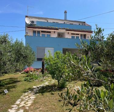 Mare i Kate Apartmani in Tribunj