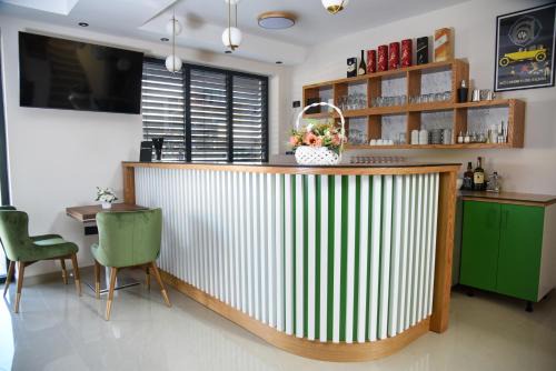 Merak Rooms & Caffe Bar in Šabac