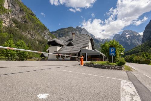 Metoja in Soča