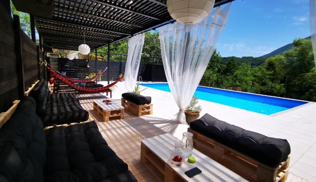 Mila Holiday Home in Lohovo