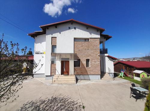 MIRANA-Marginimea Sibiului in Cristian