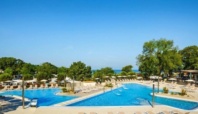 Mobile home in Novigrad with terrace in Novigrad