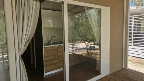 Mobile home Jezera Murter Comfort in Jezera