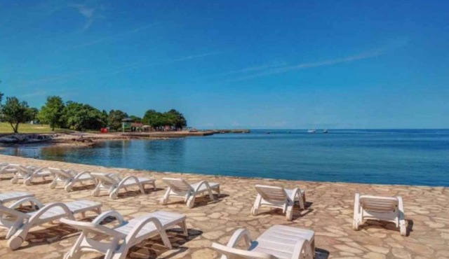 Mobilehome In Park Umag