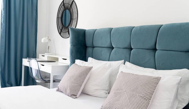 Modern and bright-7 min by walk Knez M.Parking-12e in Beograd