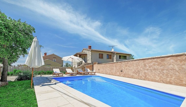 Modern Holiday Home in Porec with Swimming Pool