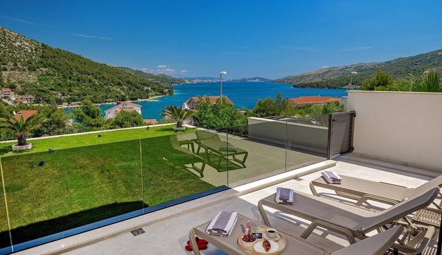 Modern Trogir Villa | Villa Preko Platinum | 4 Bedrooms | Sauna