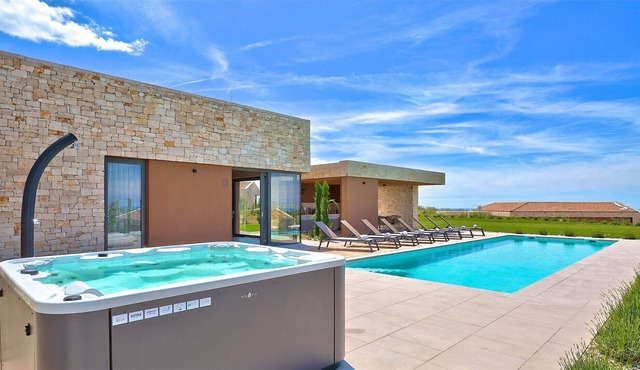 Modern Villa Vigneto, in Istria, with a Pool