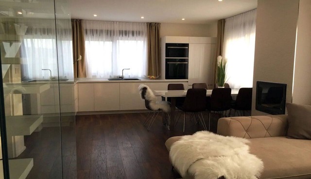 Modern Villa with Private Heated Pool and Lounge Area for a Relaxing Stay - Four Bedroom Villa
