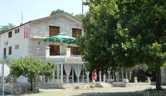 Motel Jelčić - Standard Double Room in Pocitelj