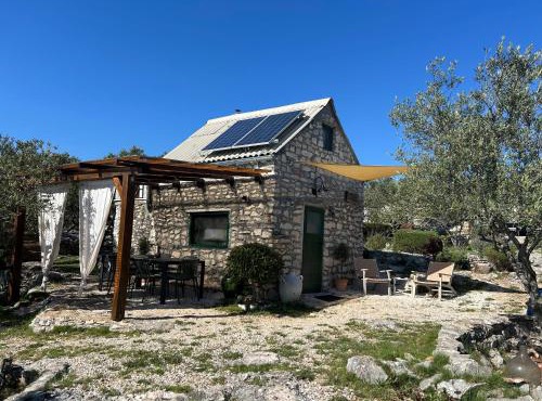 Mrdina house
