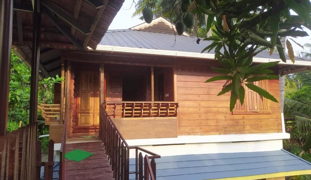 Mundromocktail Tourist Home in Sāsthānkotta