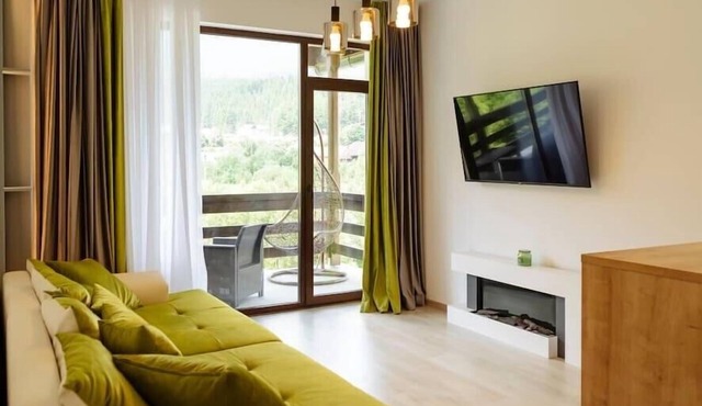Nature Loft by the river - FireplaceandMountain View in Bușteni