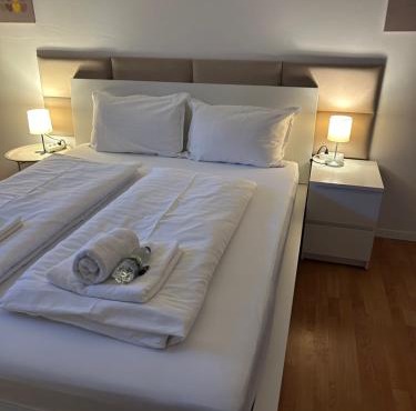 Near airport Zagreb, Wi-Fi, Netflix, Self check in