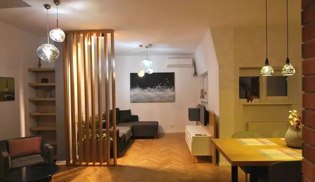 NEW 3 Room Apartment in Berindey Villa, University Square - City Center in București