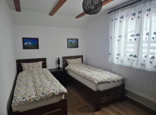New and comfortable two bedroom house in Gărâna