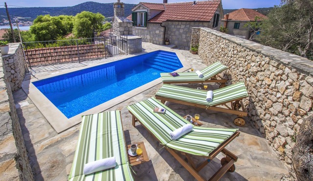 NEW STONE VILLA WITH HEATED POOL