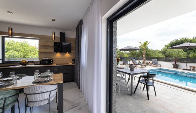 Newly Built Cozy House With Private Surroundings for a Perfect Peaceful Vacation in Kastel Stafilic