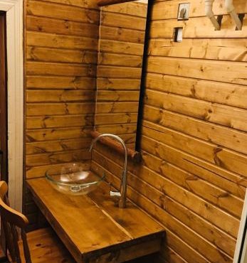 Nexus Kulcsoshaz Bukkloka Gyimes in Frumoasa
