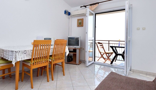 Nice apartment for 3 people with A/C, WIFI, TV and terrace