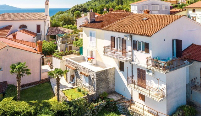 Nice apartment for 4 people with A/C, WIFI, TV, terrace and pets allowed