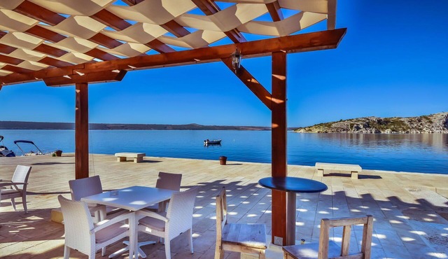 Nice apartment for 4 people with A/C, WIFI, TV and terrace