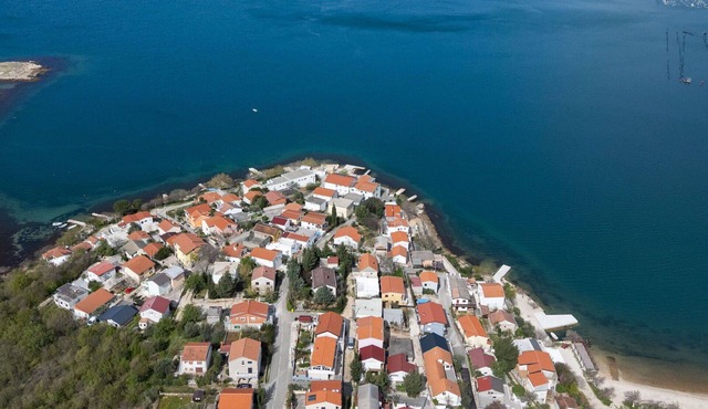 Nice apartment for 4 people with A/C, WIFI, TV and terrace