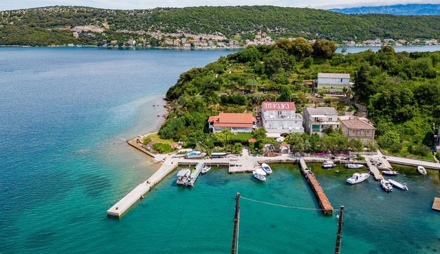 Nice apartment in Supetarska Draga with WiFi