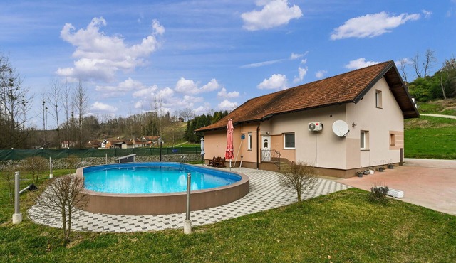 Nice home in Vinogradi Ludbreski