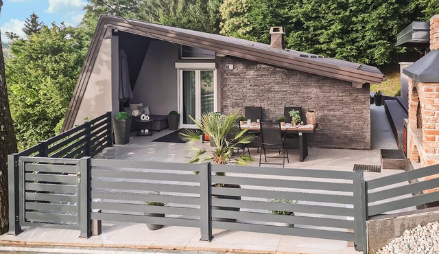 Nice home in Karlovac with WiFi