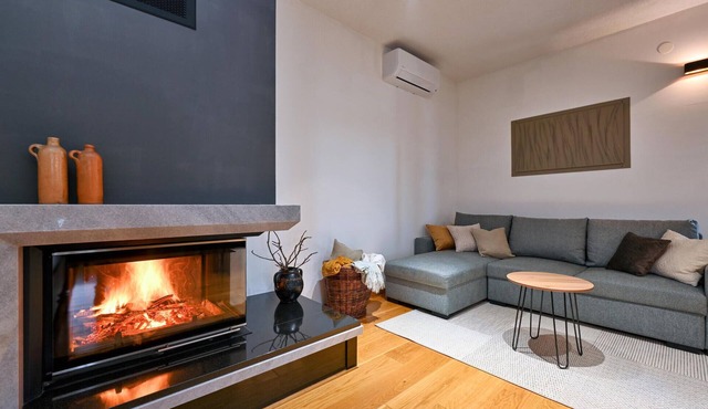 Nice home in Maglenca with sauna