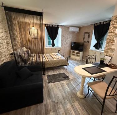 Old Town Apartment