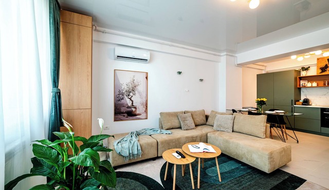 Olive Tree Residence with Parking, 3 mins walk to the beach. Pet&child friendly in Năvodari