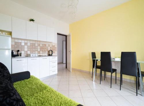 One bedroom apartment with terrace