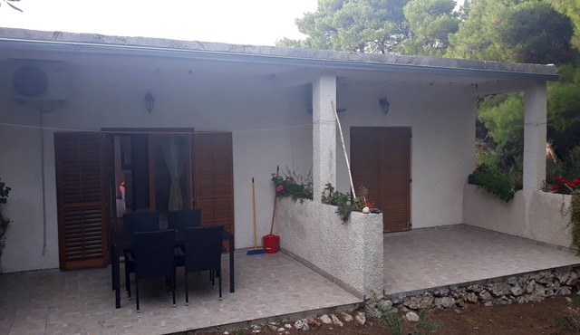 One bedroom apartment with terrace Cove Blaca, Mljet (A-10416-b)