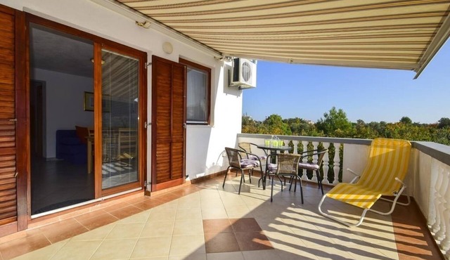 One bedroom apartment with terrace Drage, Biograd (A-17392-a)