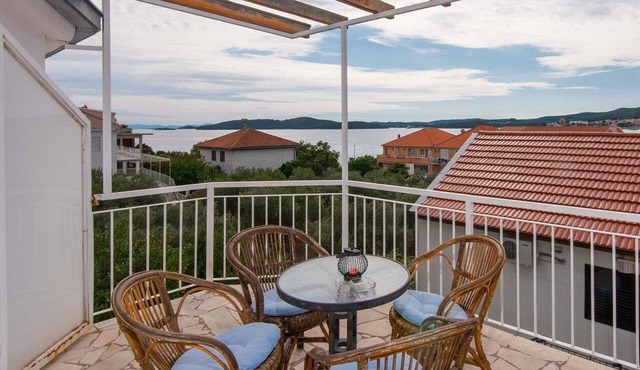 One bedroom apartment with terrace and sea view Kučište, Pelješac (A-27624-f) in Kuciste