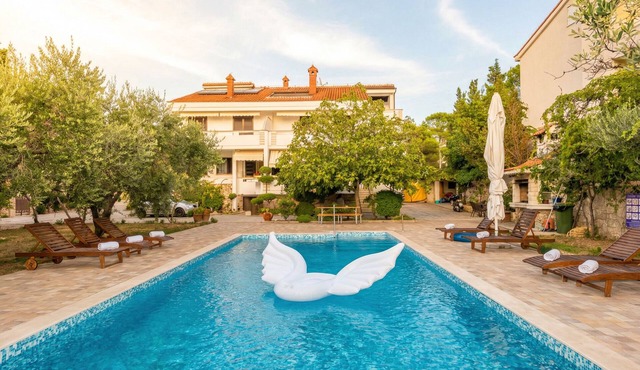 One-bedroom apartment Casa Vidasca 102 with the pool and private balcony