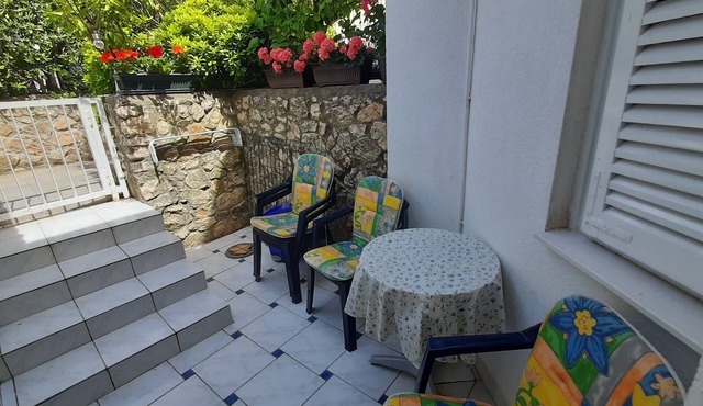 One bedroom apartment with terrace Gajac, Pag (A-25352-b)