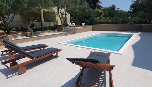 One bedroom apartment with a swimming pool Drage, Biograd (A-5904-c)