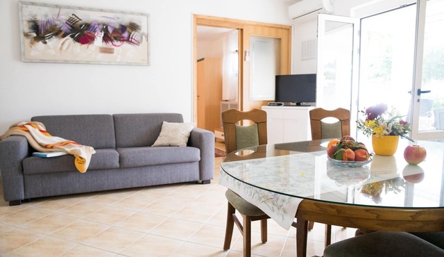 One bedroom apartment near beach Ražanj, Rogoznica (A-7484-c)
