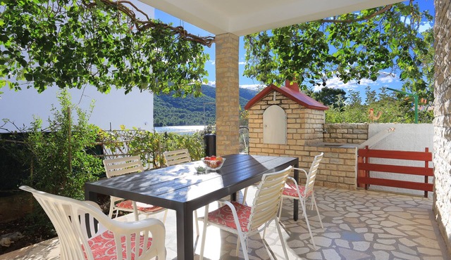 One bedroom apartment near beach Grebaštica, Šibenik (A-471-d)